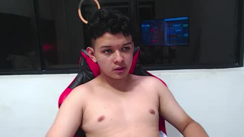 Snapshot of nathanbrookss chatting on 12.19.25 NathanBrooks online show from 12.19.25