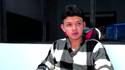 Snapshot of nathanbrookss chatting on 12.21.25 NathanBrooks online show from 12.21.25