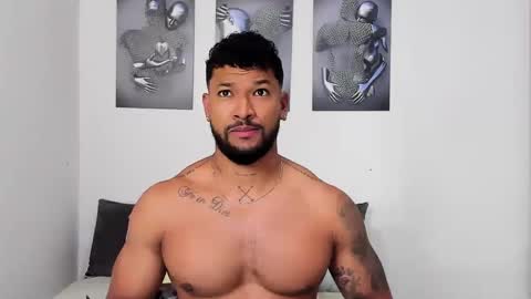 Snapshot of nathanielgrey1 chatting on 12.09.24 Nathaniel Grey online show from 12.09.24