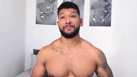 Snapshot of nathanielgrey1 chatting on 01.03.25 Nathaniel Grey online show from 01.03.25