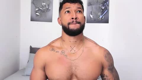 Snapshot of nathanielgrey1 chatting on 01.04.25 Nathaniel Grey online show from 01.04.25