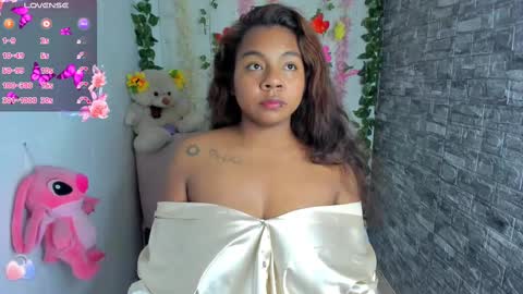 Snapshot of nathasha_jhonsom_ chatting on 03.09.25 Naty online show from 03.09.25