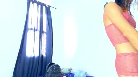 Snapshot of nati_sm chatting on 12.20.24 Nati online show from 12.20.24