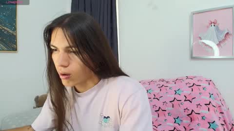 Snapshot of nati_sm chatting on 12.19.25 Nati online show from 12.19.25