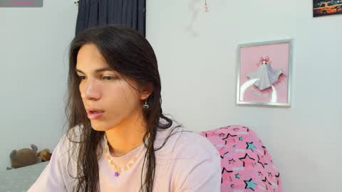 Snapshot of nati_sm chatting on 12.21.25 Nati online show from 12.21.25