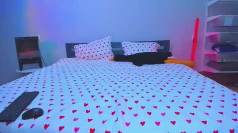 Snapshot of natishaloveu chatting on 11.21.25 Tisha online show from 11.21.25