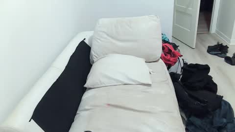 natou3x online show from 09.09.25