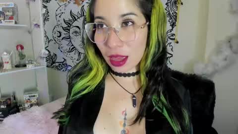 Snapshot of natsuki_09 chatting on 09.23.25 Nat online show from 09.23.25