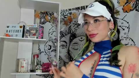 Snapshot of natsuki_09 chatting on 10.16.25 Nat online show from 10.16.25