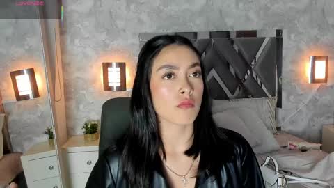 Natalia online show from 04.27.26