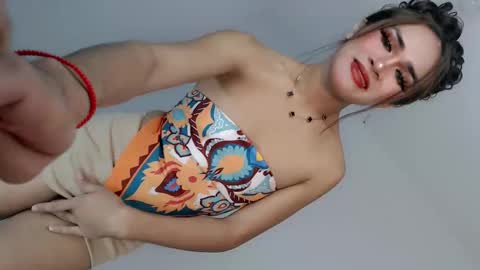 Snapshot of nattayah chatting on 05.18.26 Nathalie smith online show from 05.18.26