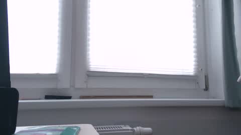 naturista25 online show from 10.12.25