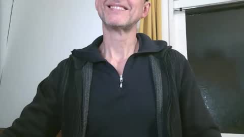 naturista25 online show from 10.19.25