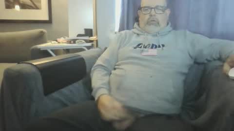 Snapshot of naturistmale45 chatting on 09.30.25 naturistmale45 online show from 09.30.25
