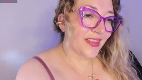 Snapshot of naty__mature_ chatting on 06.21.26 Nataly online show from 06.21.26