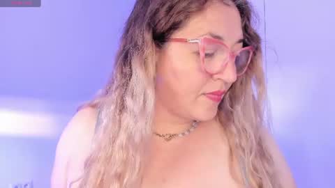 Snapshot of naty__mature_ chatting on 07.25.26 Nataly online show from 07.25.26