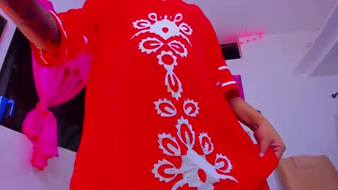 Snapshot of naty_coxx chatting on 02.16.25 NATY COXX online show from 02.16.25