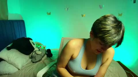 Snapshot of naty_lux19 chatting on 02.18.26 Fernanda online show from 02.18.26