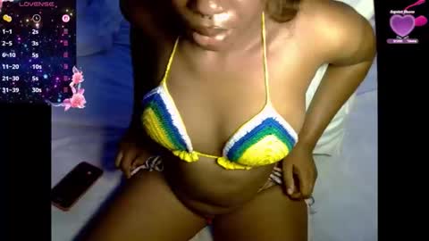 Snapshot of naughti_naughti chatting on 09.18.25 Naughtybells online show from 09.18.25