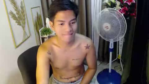 Snapshot of naughty_angelo chatting on 04.17.26 naughty_angelo online show from 04.17.26