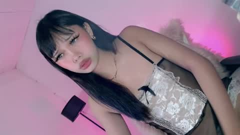 itsyourgirl kiara online show from 06.14.26