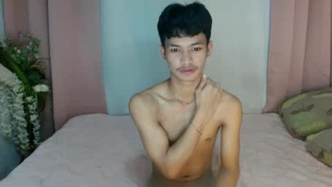 Snapshot of naughty_cy chatting on 06.12.26 itzme cyril online show from 06.12.26