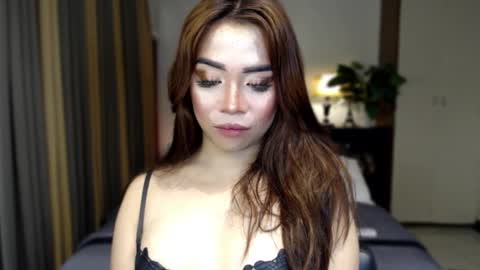 Snapshot of naughty_dreamerxxx chatting on 11.14.25 Queen Jess online show from 11.14.25