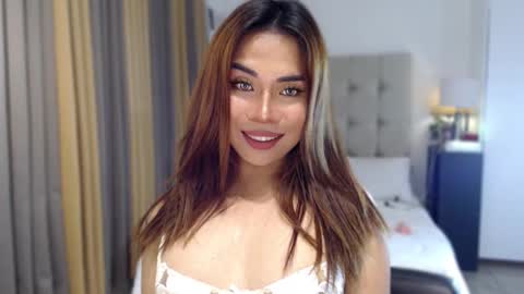 Snapshot of naughty_dreamerxxx chatting on 02.15.26 Queen Jess online show from 02.15.26