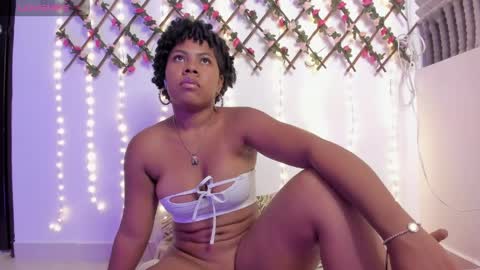 Snapshot of naughty_ebonyy chatting on 05.11.26 SASHA online show from 05.11.26