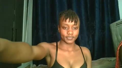naughty_ellaa online show from 10.19.25