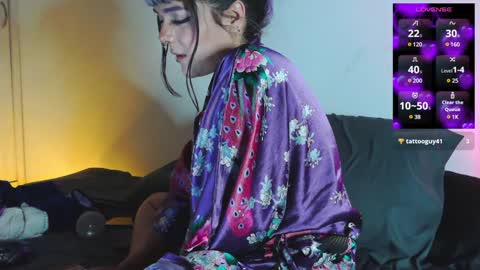 Snapshot of naughty_em_17 chatting on 02.07.25 Em please help me reach 100 thumbs up 3 online show from 02.07.25