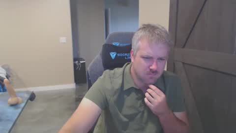 Snapshot of naughty_kinky1 chatting on 09.15.25 Naughty kinky1 online show from 09.15.25