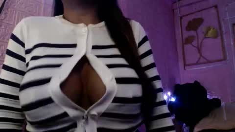 Snapshot of naughty_lorien143 chatting on 05.10.26 naughty_lorien143 online show from 05.10.26