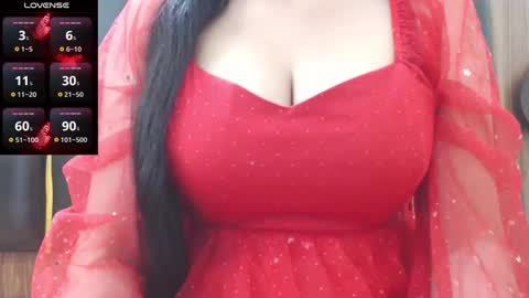 Snapshot of naughty_love489696 chatting on 12.01.24 riya online show from 12.01.24