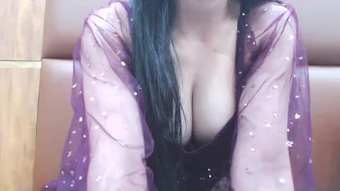 Snapshot of naughty_love489696 chatting on 03.04.25 riya online show from 03.04.25