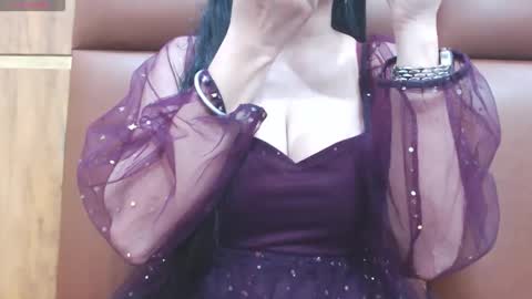 Snapshot of naughty_love489696 chatting on 12.13.25 riya online show from 12.13.25