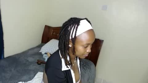 naughty_nurse2012 online show from 03.12.26