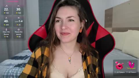 Snapshot of naughty_popa chatting on 11.02.25 Ann online show from 11.02.25