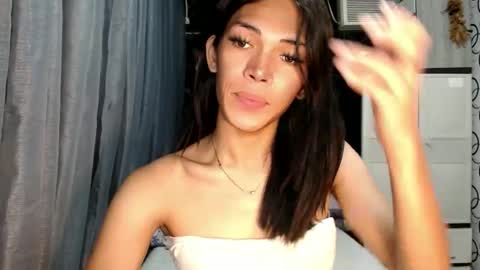 Snapshot of naughty_princess24 chatting on 03.30.26 Ariela online show from 03.30.26