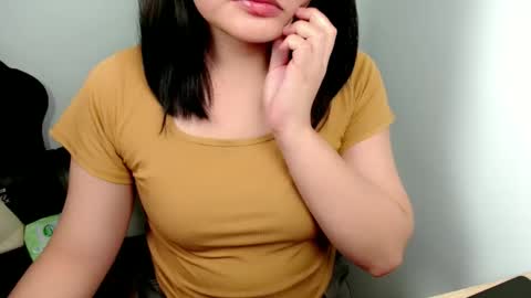 Snapshot of naughty_riez chatting on 02.11.26 naughty_riez online show from 02.11.26