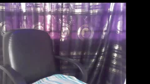 Snapshot of naughty_xxbunny chatting on 11.10.25 beauty online show from 11.10.25