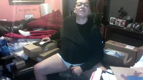 Snapshot of naughtybone chatting on 04.27.26 naughtybone online show from 04.27.26