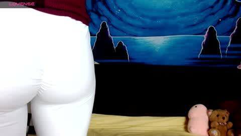 Snapshot of naughtycandy97 chatting on 12.05.24 Sandra online show from 12.05.24