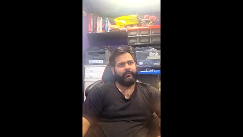 Snapshot of naughtydesicock chatting on 12.17.25 sakhtlaundaz online show from 12.17.25