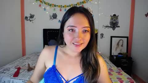 Valeria  online show from 12.19.24