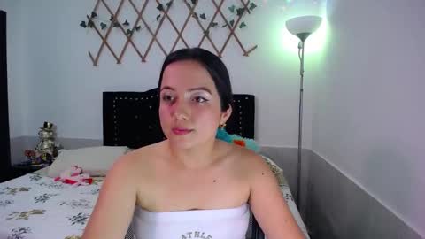 Valeria  online show from 11.19.25