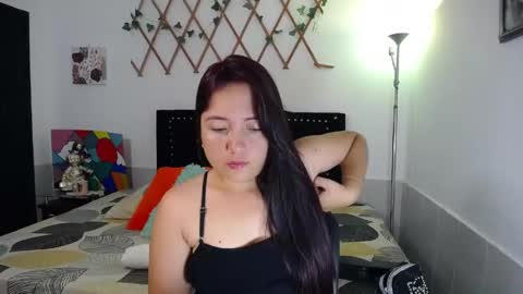 Snapshot of naughtygirl_mmm chatting on 06.02.26 Valeria online show from 06.02.26