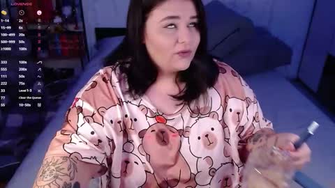 Snapshot of naughtykiss22 chatting on 11.21.25 Chris online show from 11.21.25