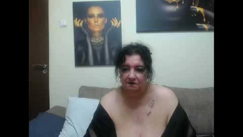 Snapshot of naughtykorin chatting on 06.13.26 korin online show from 06.13.26