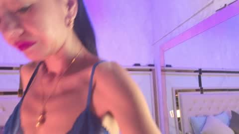 Snapshot of naughtymilfx_ chatting on 03.30.26 online show from 03.30.26
